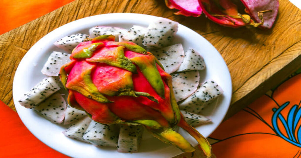 Drachenfrucht in English – The Complete Guide to Dragon Fruit