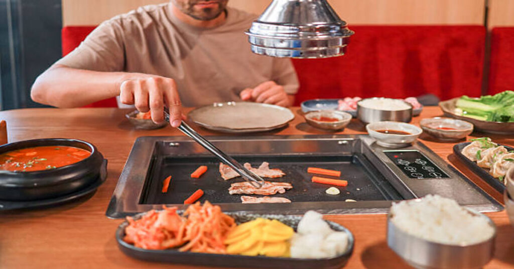 Lunch and Lunch: Midday Meals, Nutrition, and Global Traditions