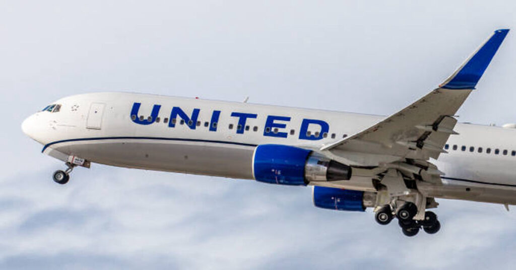United Flight UA967 Diverted